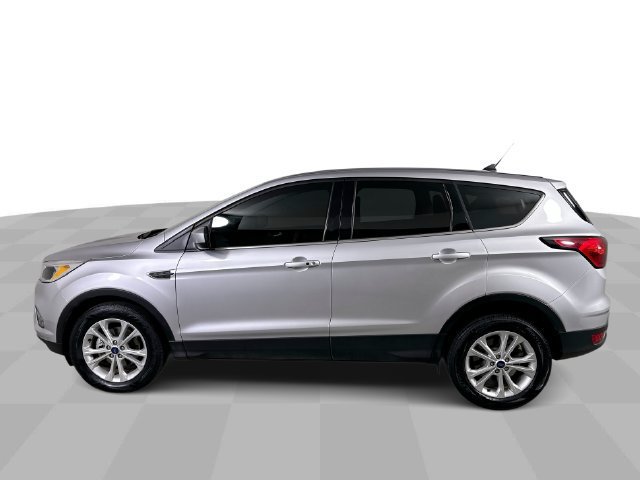 Used 2019 Ford Escape SE FWD image 5