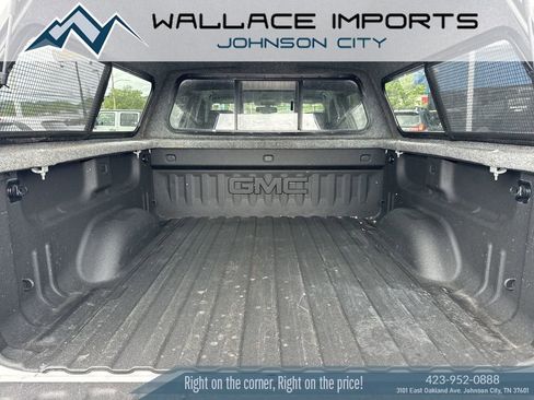 Used 2017 GMC Sierra 1500 SLT w/ SLT Premium Package AWD/4WD image 43