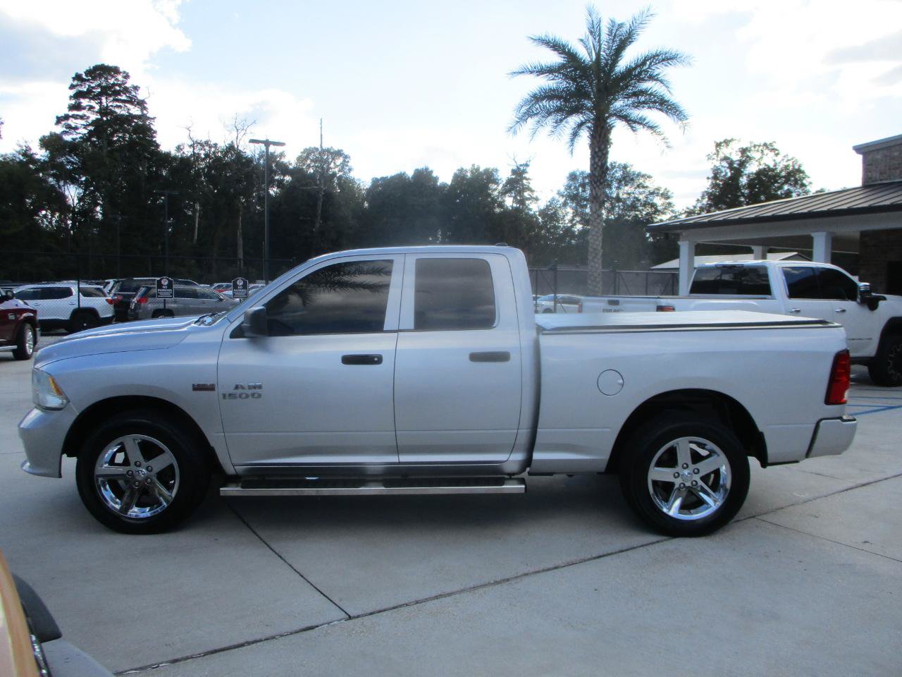 Used 2014 RAM 1500 Express AWD/4WD image 7