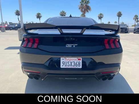 Used 2025 Ford Mustang GT Premium RWD image 3