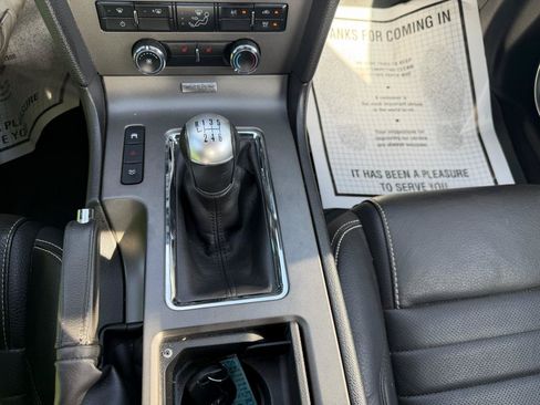 Used 2011 Ford Mustang Premium w/ 202A Rapid Spec Order Code RWD image 19