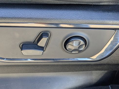 Used 2024 RAM 1500 Limited w/ Body Color Bumper Group image 21