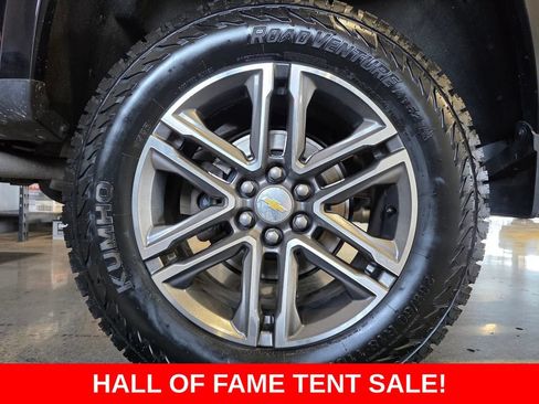 Used 2020 Chevrolet Colorado LT w/ LT Convenience Package AWD/4WD image 26
