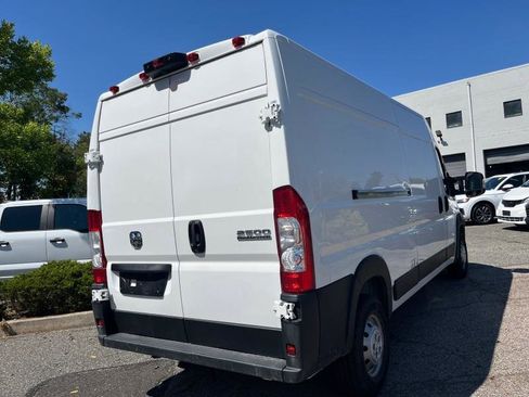 Used 2023 RAM ProMaster 2500 image 6