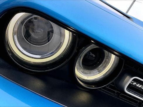 Used 2019 Dodge Challenger SXT w/ Plus Package image 25