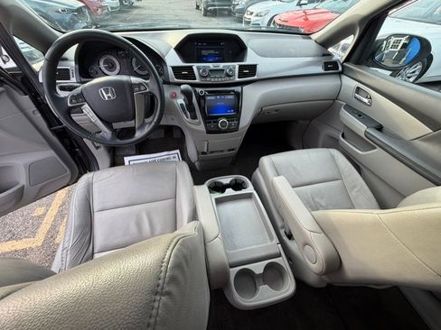 Used 2016 Honda Odyssey EX-L image 9