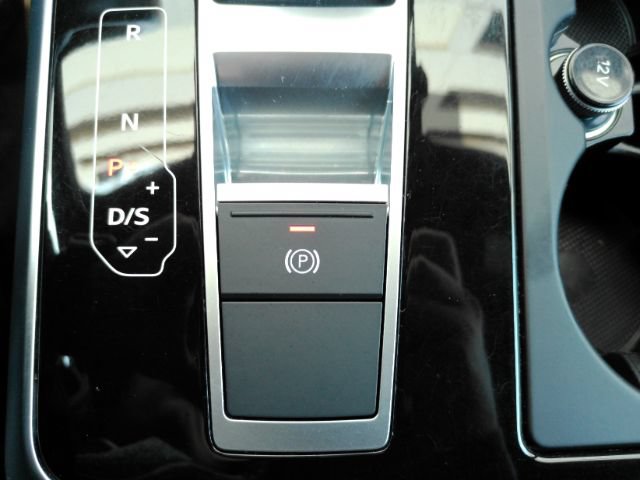Used 2023 Audi Q8 Premium Plus w/ Premium Plus Package AWD/4WD image 48