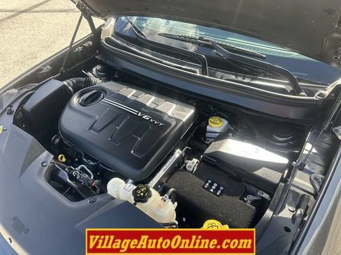 Used 2019 Jeep Cherokee Latitude Plus AWD/4WD image 43