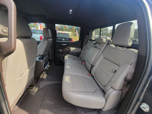 Used 2020 GMC Sierra 1500 SLT w/ SLT Premium Package image 18