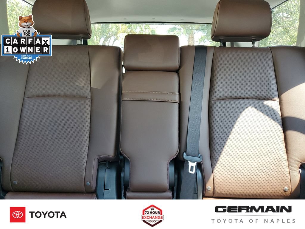 Used 2024 Toyota 4Runner Limited AWD/4WD image 30