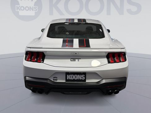 Used 2025 Ford Mustang GT Premium RWD image 5