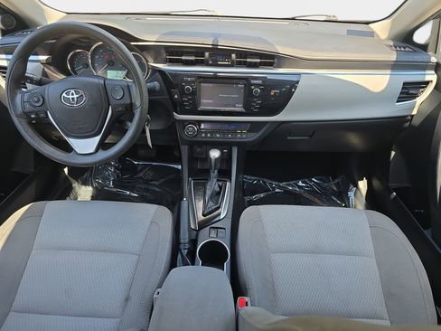 Used 2016 Toyota Corolla LE FWD image 10