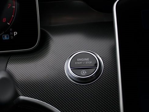 Used 2024 Mercedes-Benz C 300 C 300 image 9