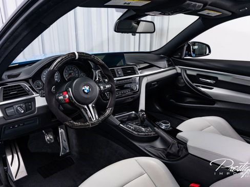 Used 2018 BMW M4 Coupe image 38