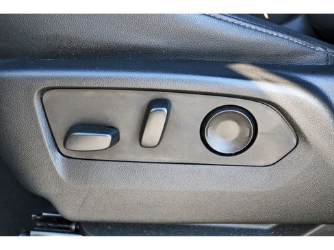 Used 2022 Chevrolet Tahoe LT w/ Luxury Package image 29