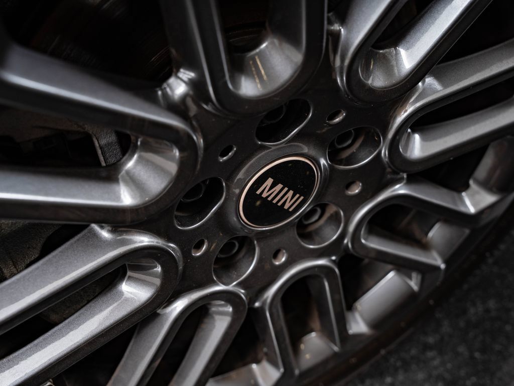 Used 2026 MINI Cooper S FWD image 8