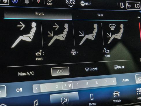 Used 2025 Chrysler Pacifica Select FWD image 70