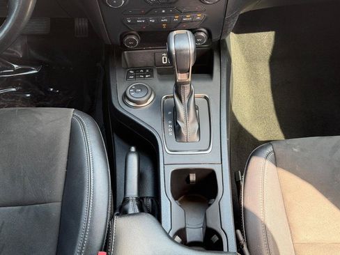 Used 2021 Ford Ranger Lariat w/ Tremor Off-Road Package image 15