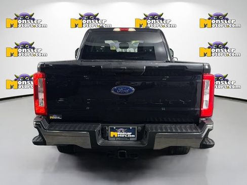 Used 2024 Ford F250 XLT AWD/4WD image 6