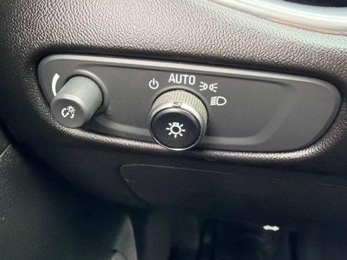 Used 2020 Chevrolet Malibu LT w/ Fleet LT Safety Package FWD image 13