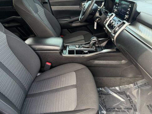 Used 2022 Kia Sorento LX FWD image 30