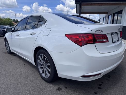 Used 2019 Acura TLX w/ Technology Package FWD image 8