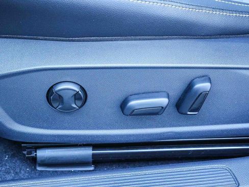 New 2026 Volkswagen Jetta SE image 34