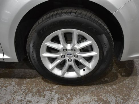 Used 2019 Ford Flex SE FWD image 47