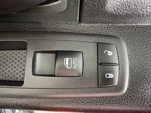 Used 2019 RAM 1500 Tradesman image 32