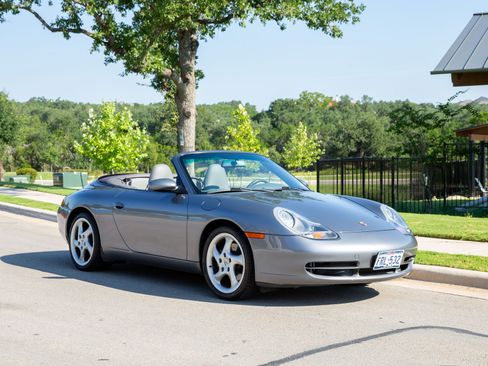 Used 2001 Porsche 911 Cabriolet image 11