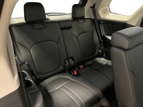 New 2026 Honda Pilot Touring image 23