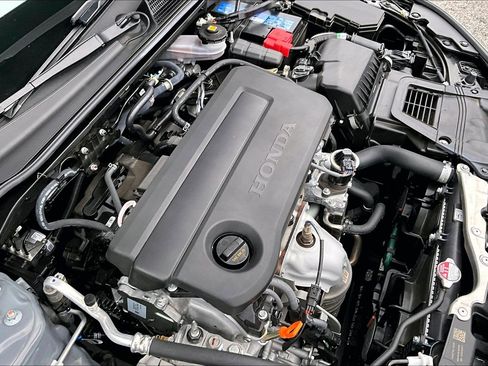 Used 2025 Honda Civic Sport image 34