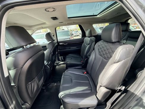 Used 2021 Hyundai Palisade Limited image 26