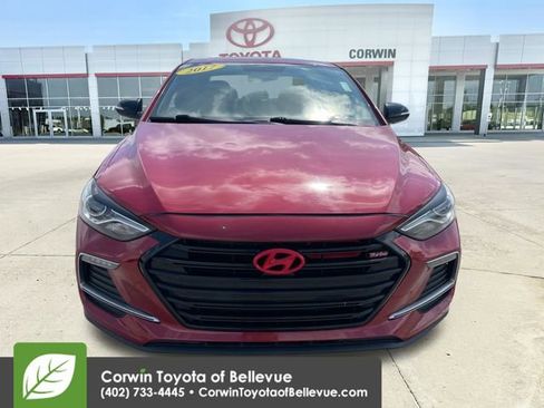 Used 2017 Hyundai Elantra Sport w/ Sport Premium Package 06 FWD image 8