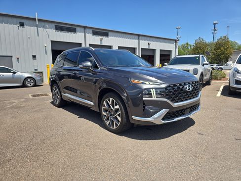 Used 2022 Hyundai Santa Fe Calligraphy w/ Cargo Package FWD image 2