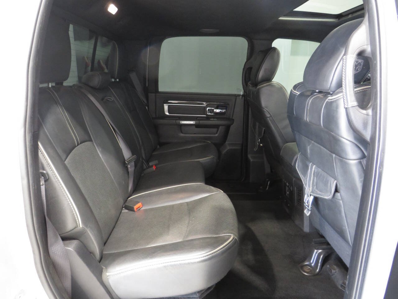 Used 2016 RAM 1500 Limited AWD/4WD image 11