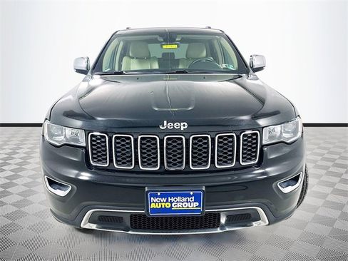 Used 2017 Jeep Grand Cherokee Limited image 2