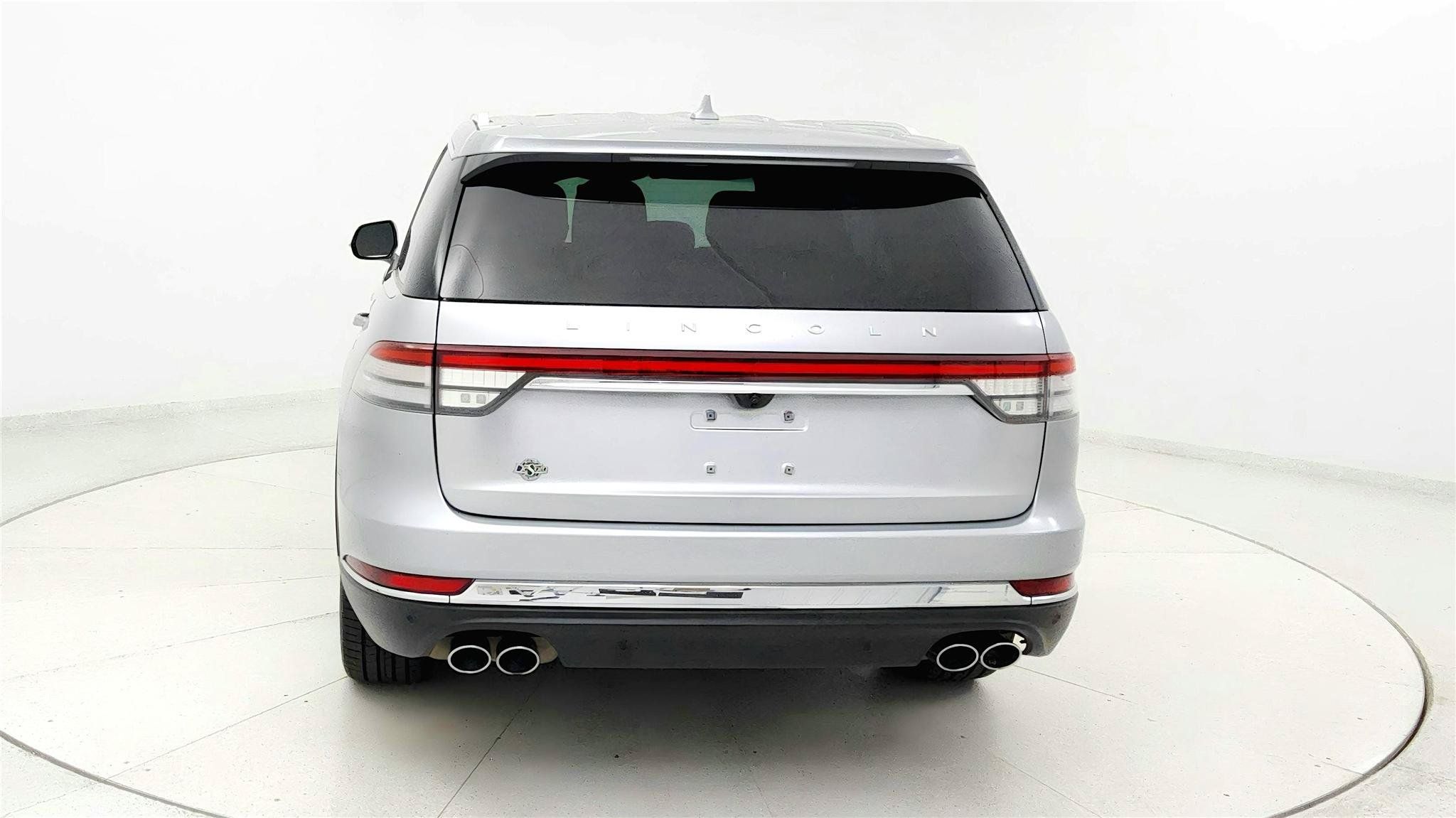 Used 2020 Lincoln Aviator Reserve w/ Elements Package Plus AWD/4WD image 4