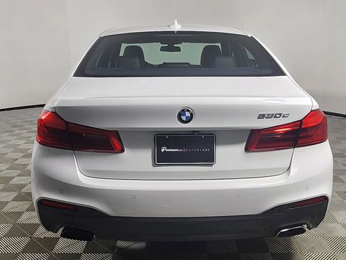 Used 2019 BMW 530e w/ M Sport Package image 6