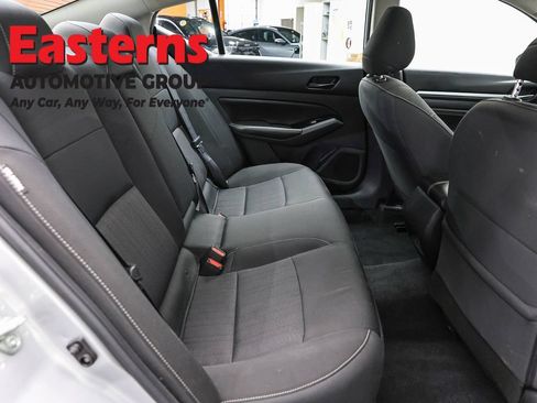 Used 2023 Nissan Altima 2.5 SV w/ SV Premium Package AWD/4WD image 24