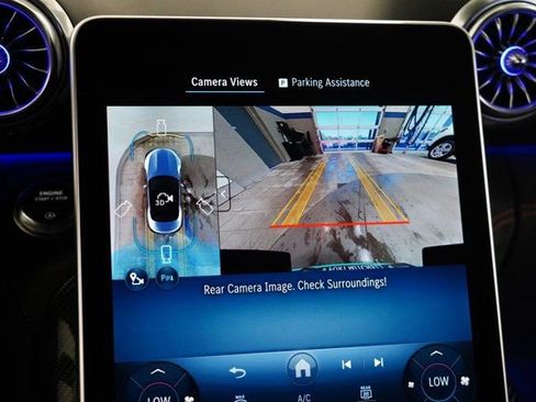 Used 2024 Mercedes-Benz SL 63 AMG AMG SL 63 image 34