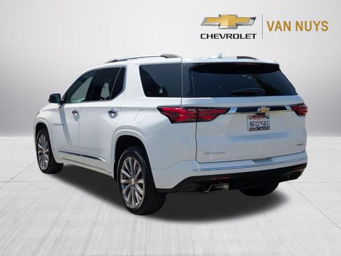 New 2023 Chevrolet Traverse Premier FWD image 7