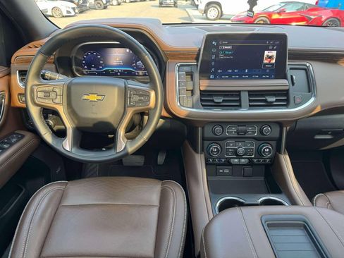 Used 2023 Chevrolet Tahoe High Country w/ Premium Package 2 AWD/4WD image 20