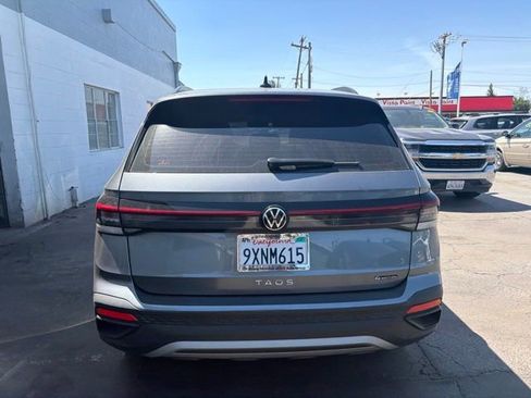 Used 2025 Volkswagen Taos S AWD/4WD image 6