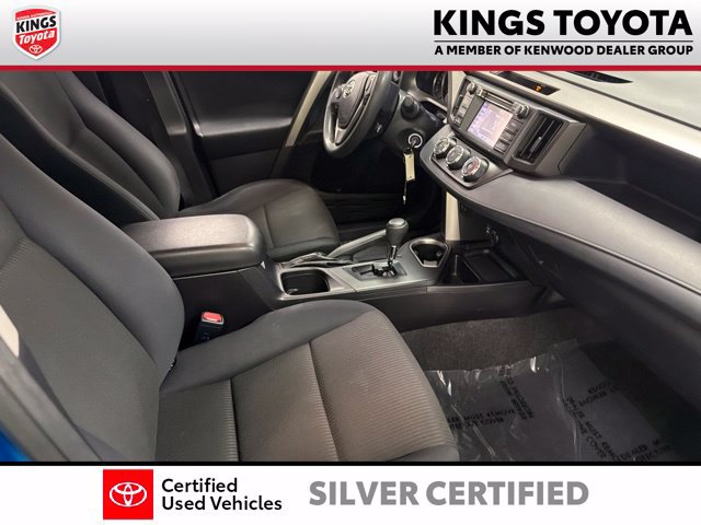 Used 2016 Toyota RAV4 LE FWD image 10