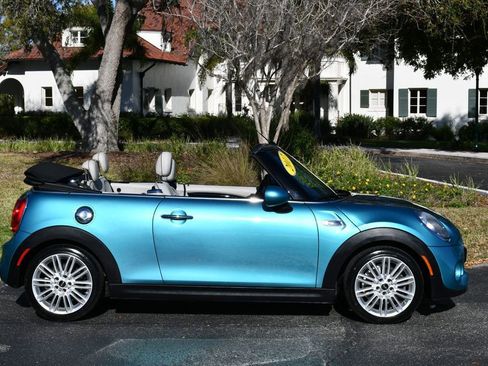 Used 2017 MINI Cooper S image 44