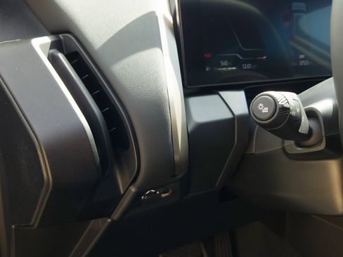 Used 2025 BMW X3 xDrive30i w/ Convenience Package image 14