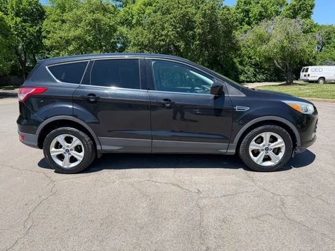 Used 2015 Ford Escape SE FWD image 4