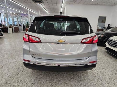 Used 2018 Chevrolet Equinox LS FWD image 6