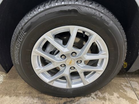 Certified 2024 Chevrolet Equinox LT image 37